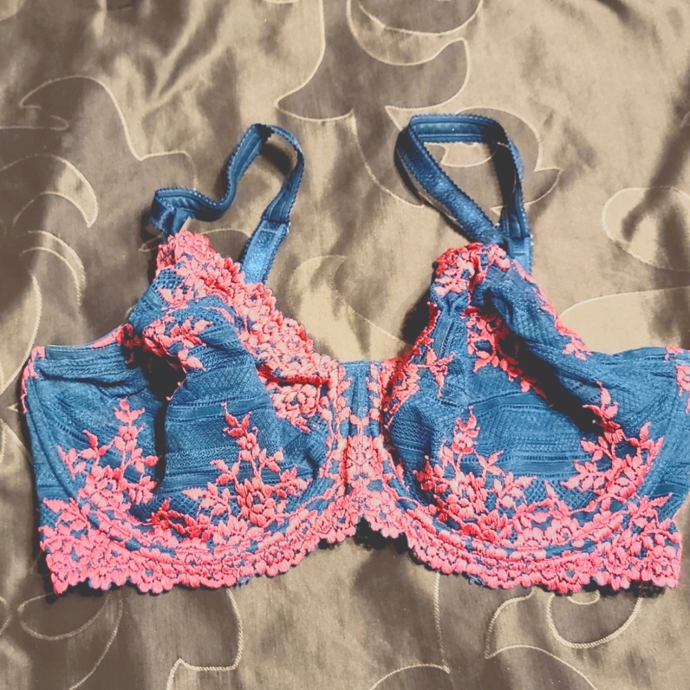 Wacoal lace bra